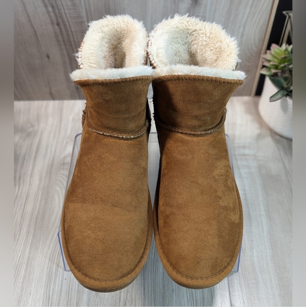 Cushionaire "Happy" Boots Women's Size 9 Hickory Shearling - Picture 4 of 9